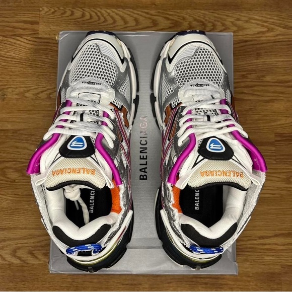 Balenciaga Multi Color Runners!
Never Worn/Brand New! Size 43 eu or 10 us! - Picture 3 of 7
